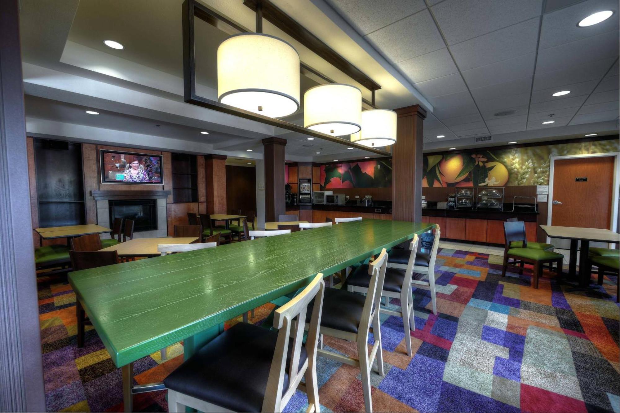 Fairfield Inn And Suites Sacramento Airport Natomas West Sacramento Exterior photo