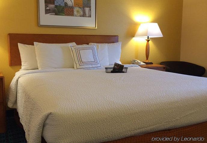 Fairfield Inn And Suites Sacramento Airport Natomas West Sacramento Exterior photo